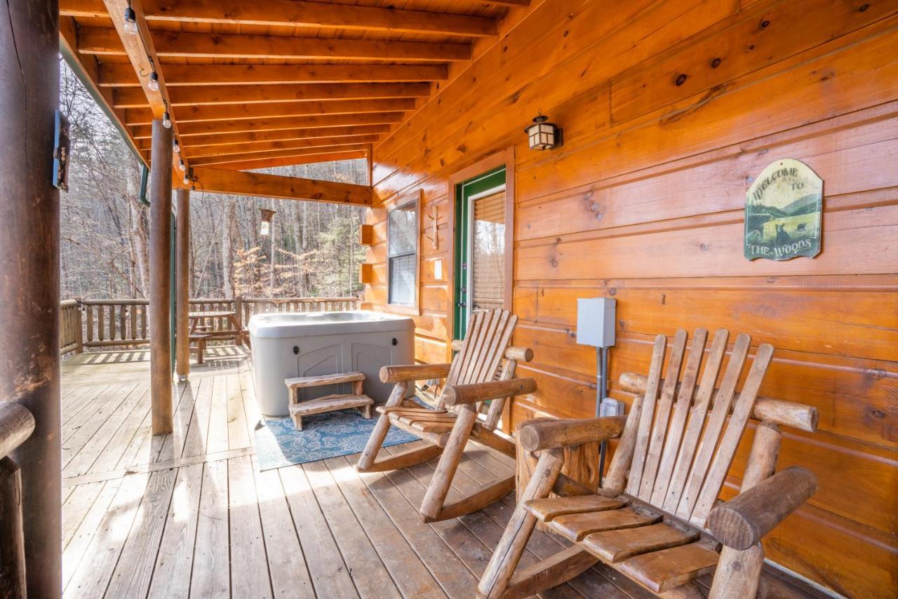 Moonshine Ridge Cabin With Hot Tub And Fire Pit Pigeon Forge Eksteriør bilde