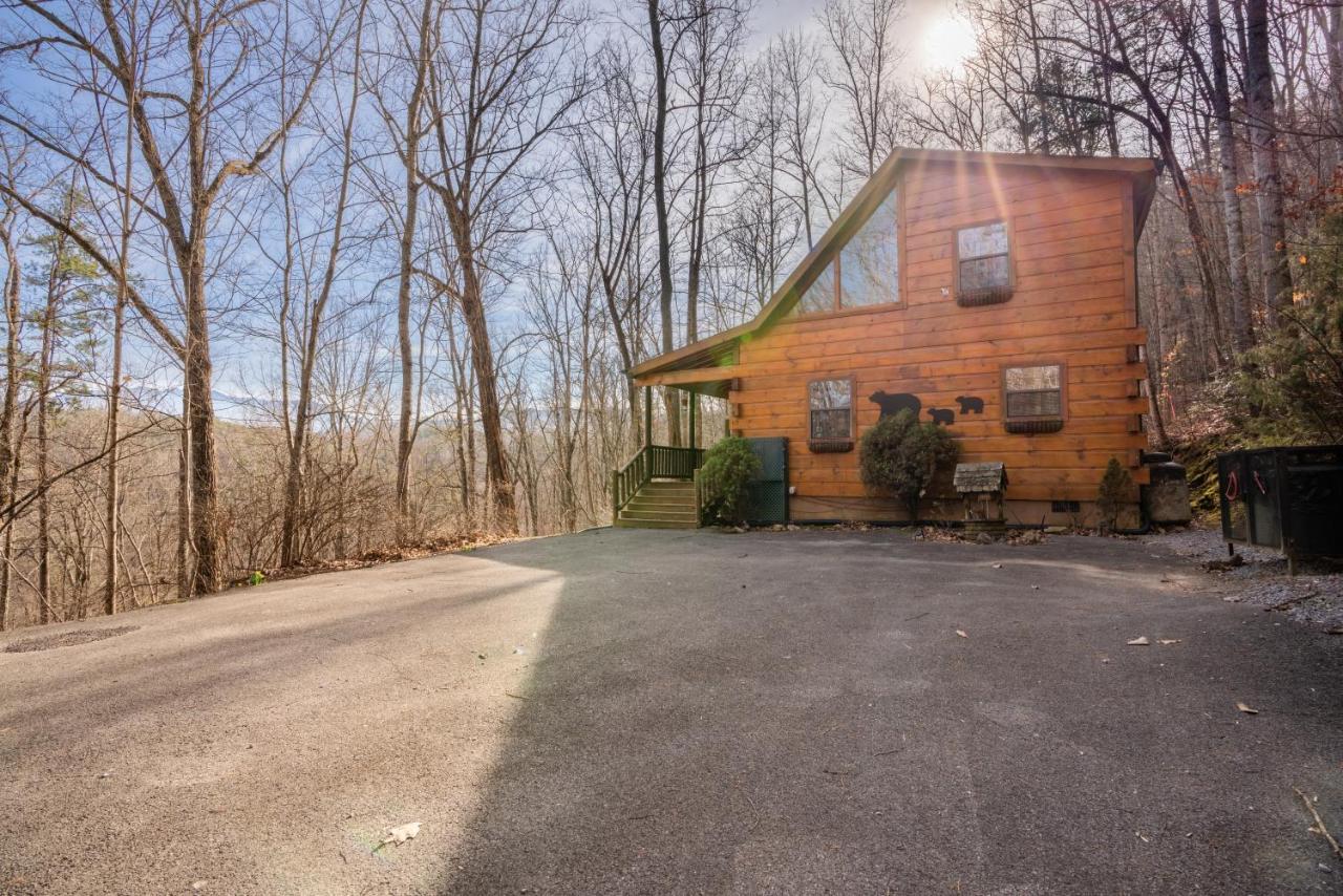 Moonshine Ridge Cabin With Hot Tub And Fire Pit Pigeon Forge Eksteriør bilde